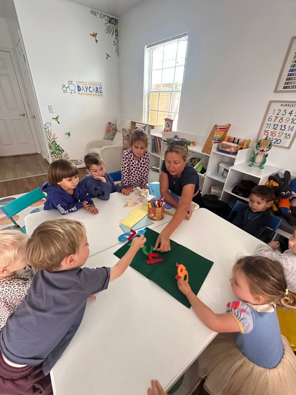 Numbers activity with felt shapes